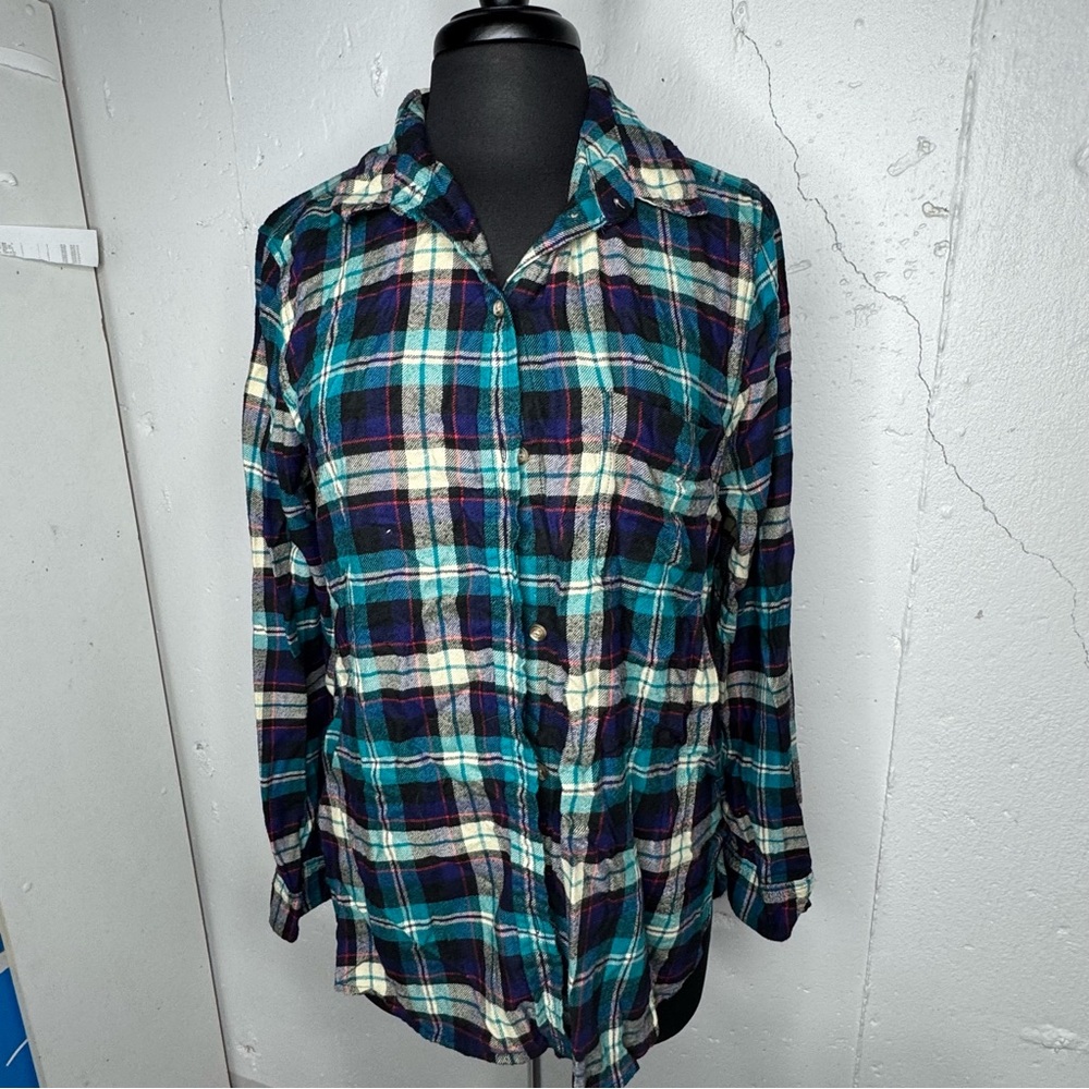 Aerie American Eagle boyfriend fit women’s plaid shirt - Picture 9 of 12
